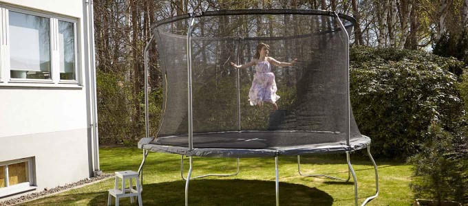 Trampoline